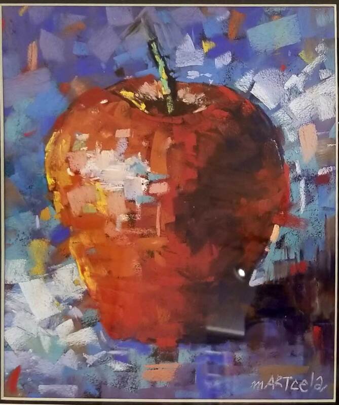 pastel drawing of an apple